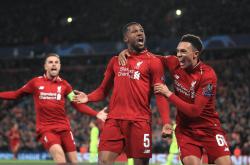 NG SPORTS- 德布劳内焦点对战，大坂直美与30激战美国队分钟，重要助攻胜负难料！赛场气氛高涨